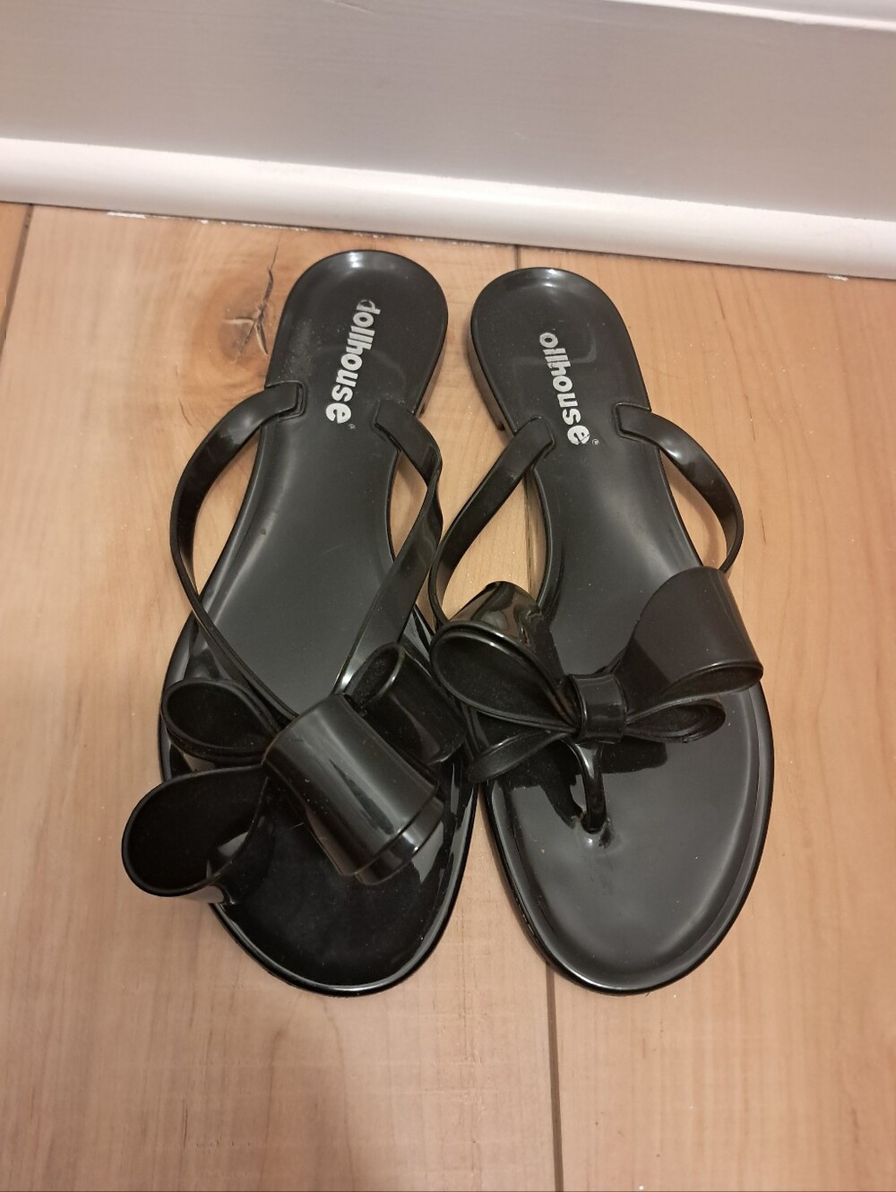Dollhouse Jelly Flip Flops Women's 38 7/7.5 Black Bow Tie Rubber Summer Coquette